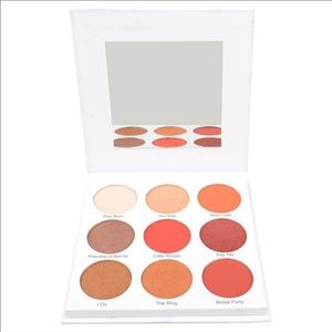 ❤️ 2 for $19 Give Them Lala Beauty |The Grown Woman Palette